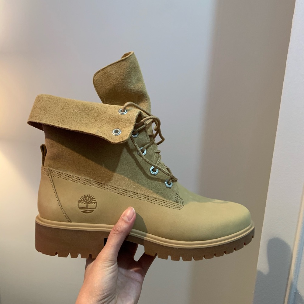COPY - Brand new never worn fold timbs!